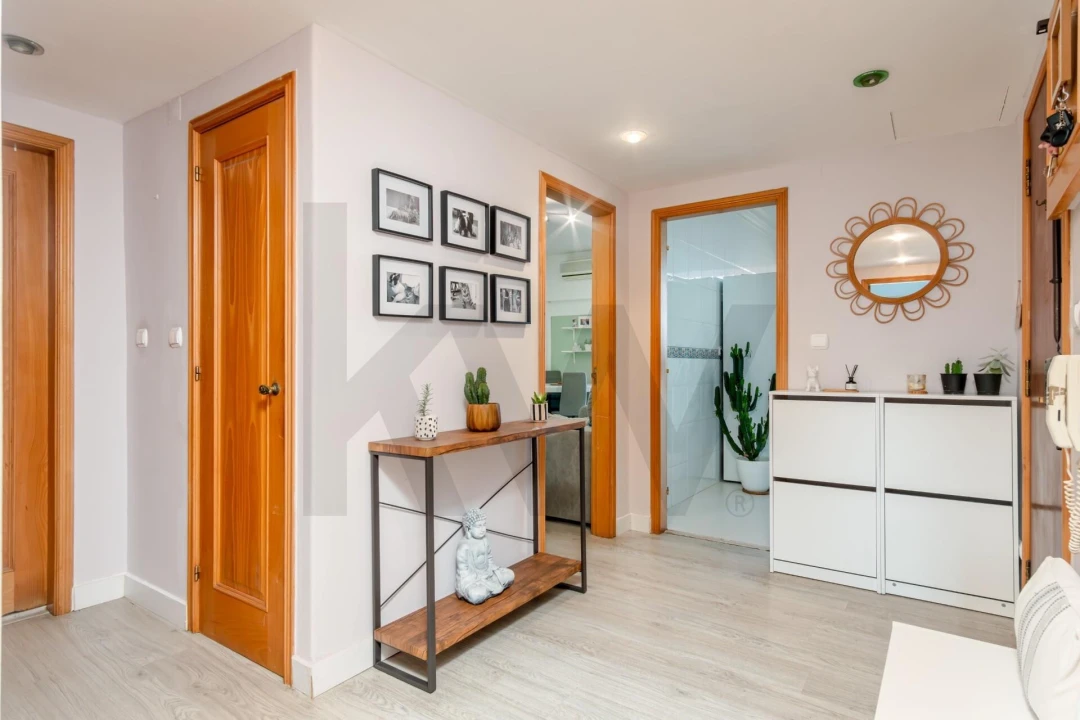 Apartamento T3 para Venda em Seixal, Arrentela e Aldeia de Paio Pires Foto 31