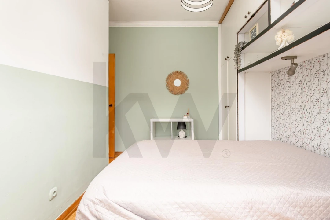 Apartamento T3 para Venda em Seixal, Arrentela e Aldeia de Paio Pires Foto 2