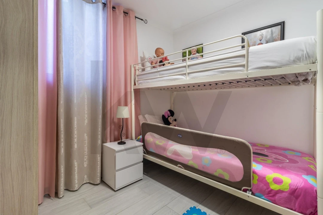 Moradia T2 para Venda em Funchal (Santa Luzia) Foto 14