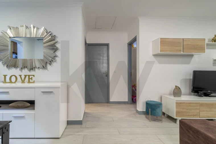 Moradia T2 para Venda em Funchal (Santa Luzia) Foto 3