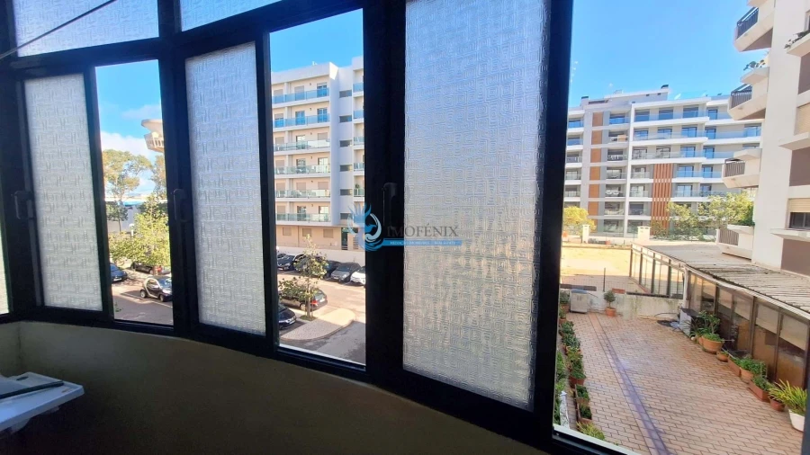 Apartamento T2 para Venda em Faro (Sé e São Pedro) Foto 8