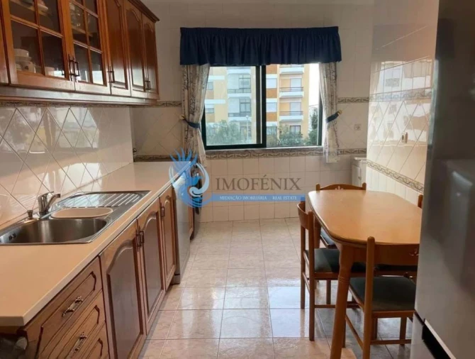 Apartamento T2 para Venda em Faro (Sé e São Pedro) Foto 7
