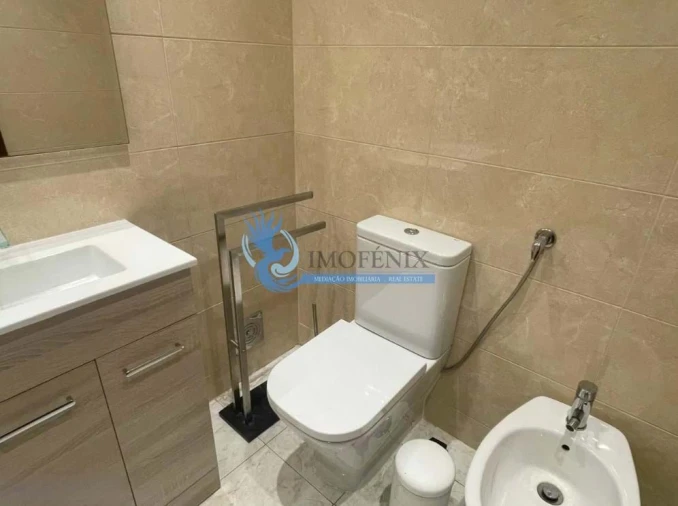 Apartamento T2 para Venda em Faro (Sé e São Pedro) Foto 13