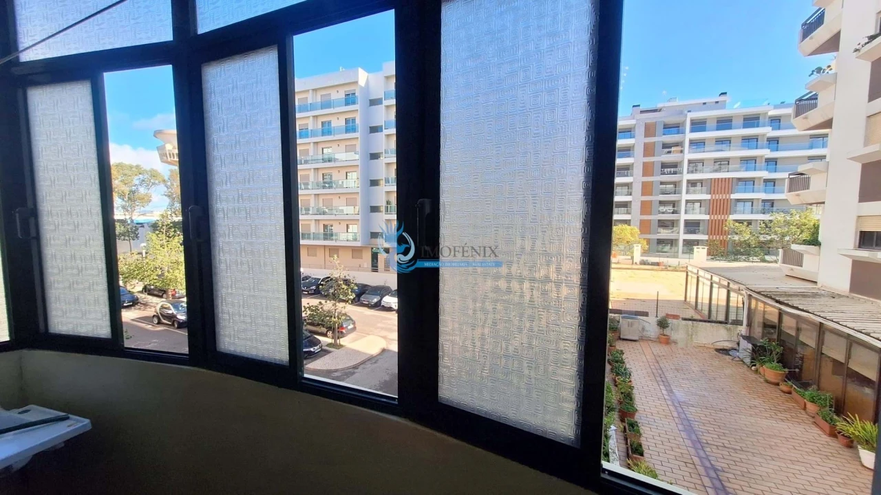 Apartamento T2 para Venda em Faro (Sé e São Pedro) Foto 8