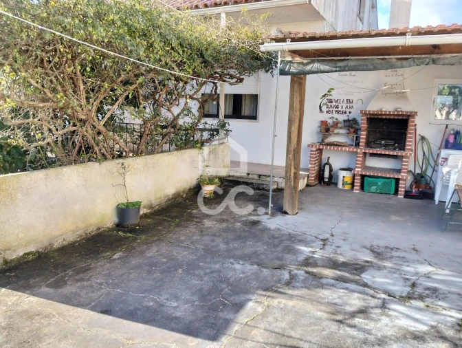 Moradia T5 para Venda em Vermelha Foto 9