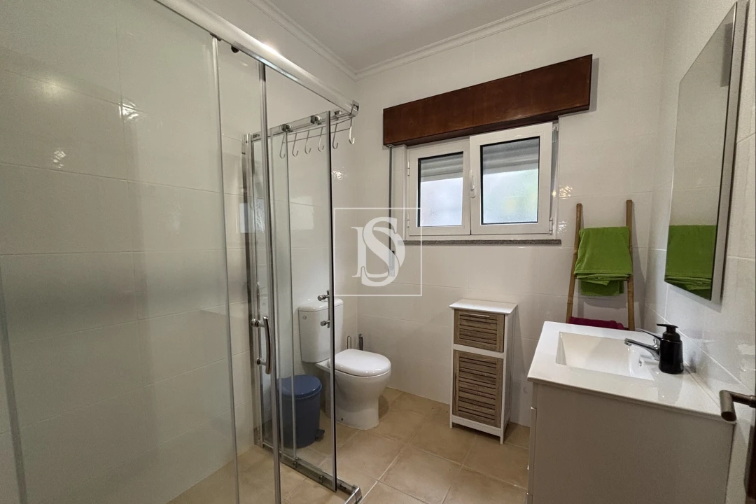 Moradia T3 para Venda em Castelões Foto 18