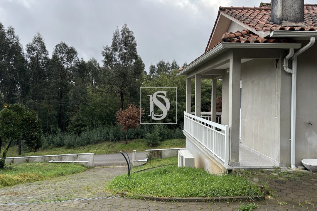 Moradia T3 para Venda em Castelões Foto 31