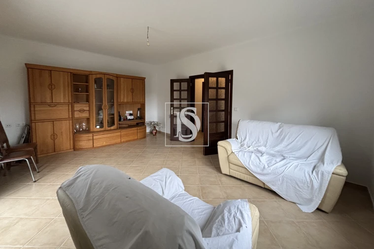 Moradia T3 para Venda em Castelões Foto 8