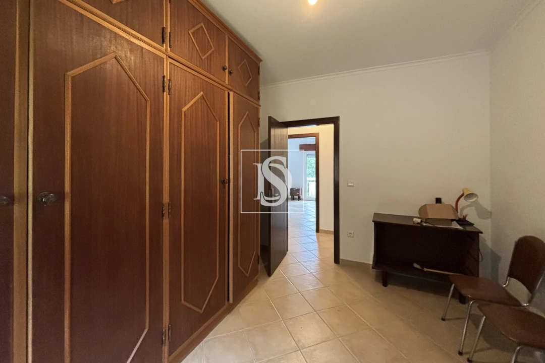 Moradia T3 para Venda em Castelões Foto 17