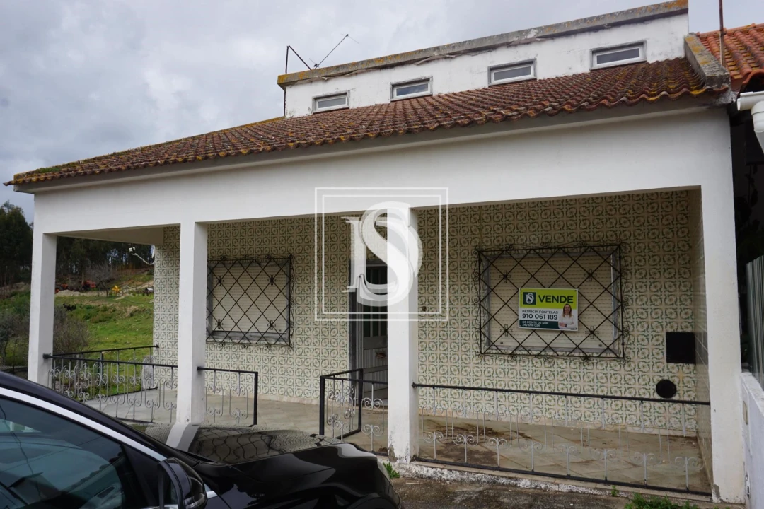 Moradia T3 para Venda em Santa Margarida da Coutada Foto 1