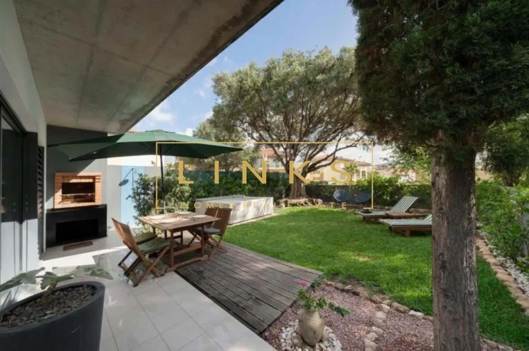 Moradia T2 para Venda em Porto Santo Foto 5