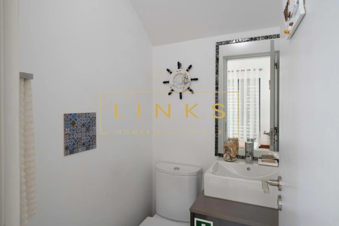 Moradia T2 para Venda em Porto Santo Foto 21