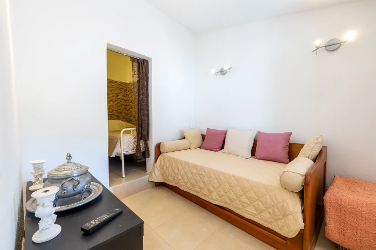 Moradia T1 para Venda em Aljezur Foto 4