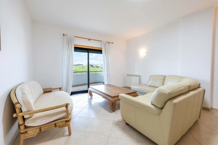 Apartamento T2 para Arrendamento em Lagos (São Sebastião e Santa Maria) Foto 3