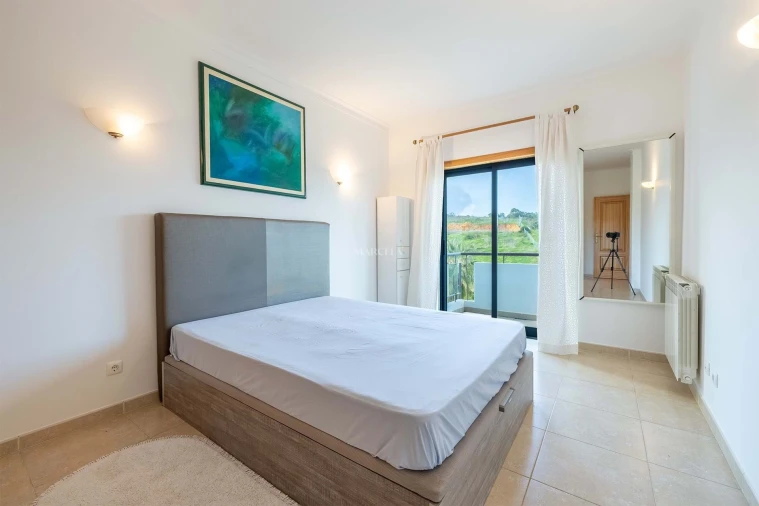 Apartamento T2 para Arrendamento em Lagos (São Sebastião e Santa Maria) Foto 11