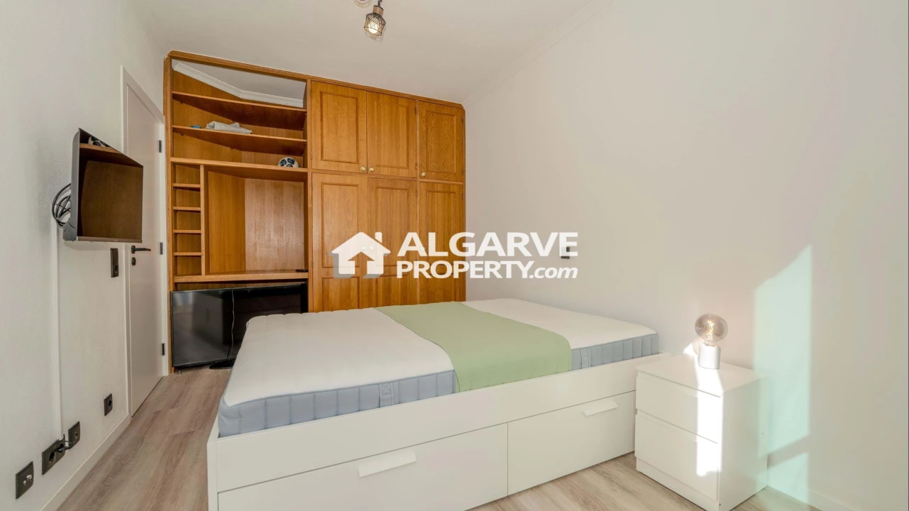 Moradia T4 para Venda em Loule (São Sebastião) Foto 19