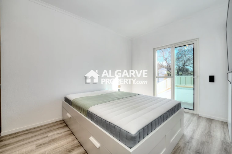 Moradia T4 para Venda em Loule (São Sebastião) Foto 53