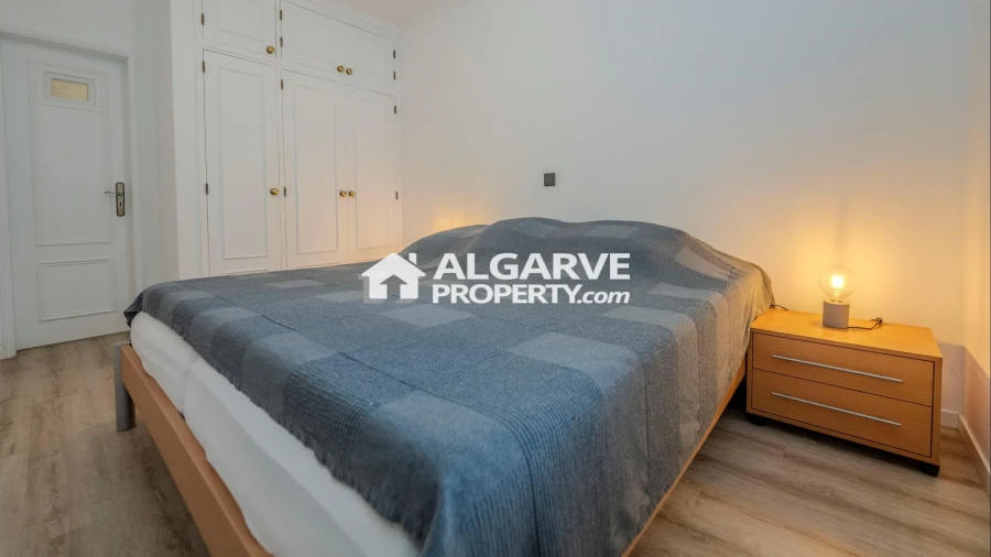 Moradia T4 para Venda em Loule (São Sebastião) Foto 41