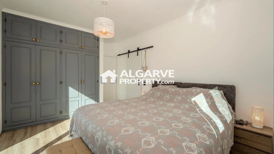 Moradia T4 para Venda em Loule (São Sebastião) Foto 12