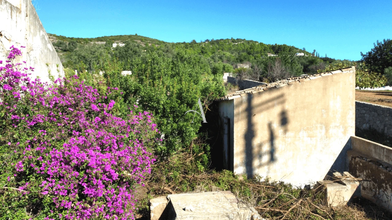 Terreno para Venda em Santa Barbara de Nexe Foto 8
