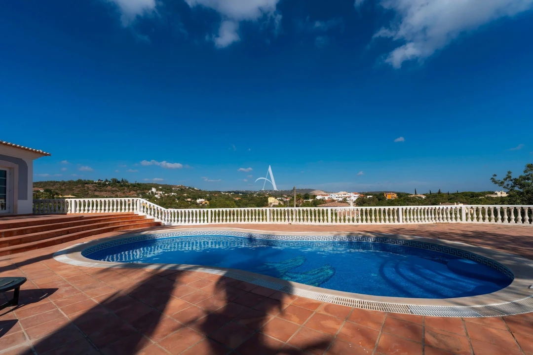 Moradia T4 para Venda em Boliqueime Foto 13