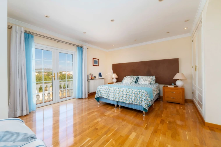 Moradia T4 para Venda em Boliqueime Foto 19