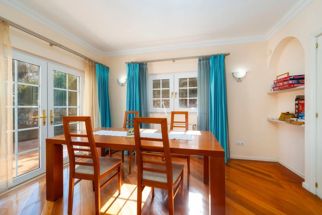 Moradia T4 para Venda em Boliqueime Foto 16