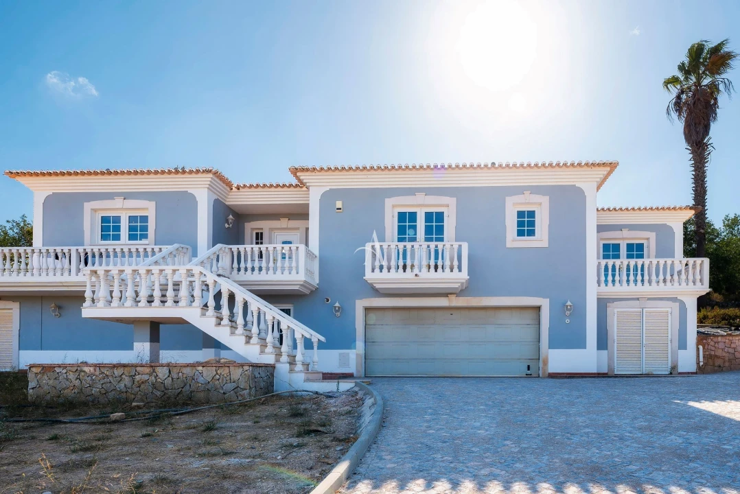 Moradia T4 para Venda em Boliqueime Foto 8