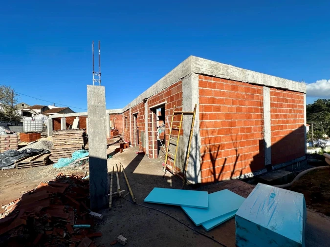 Moradia T3 para Venda em Caldas da Rainha - Santo Onofre e Serra do Bouro Foto 4