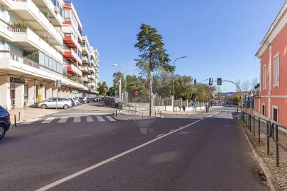 Apartamento T3 para Arrendamento férias em Algés, Linda-A-Velha e Cruz Quebrada-Dafundo