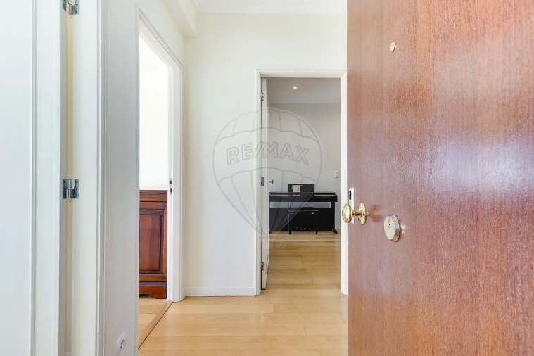 Apartamento T3 para Arrendamento férias em Algés, Linda-A-Velha e Cruz Quebrada-Dafundo Foto 26