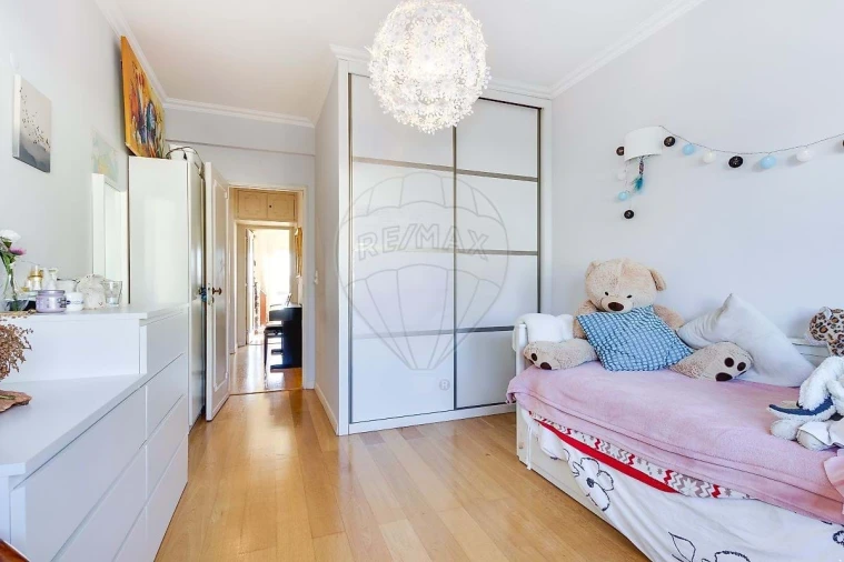 Apartamento T3 para Arrendamento férias em Algés, Linda-A-Velha e Cruz Quebrada-Dafundo Foto 21