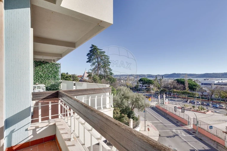 Apartamento T3 para Arrendamento férias em Algés, Linda-A-Velha e Cruz Quebrada-Dafundo Foto 18