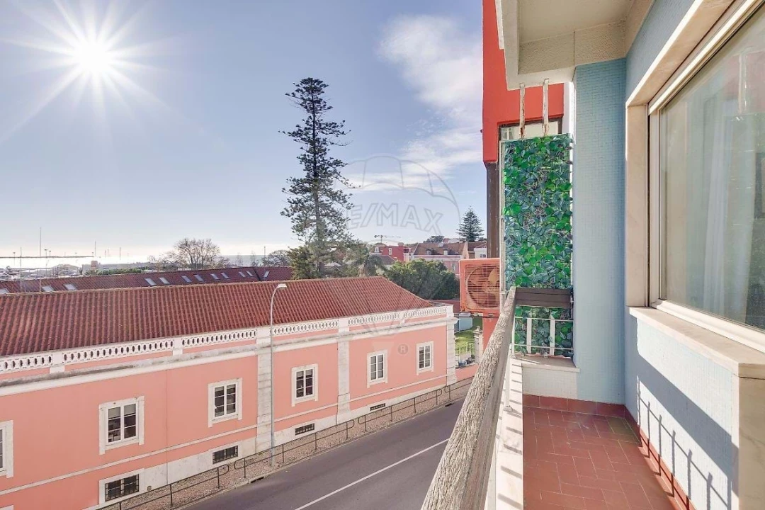 Apartamento T3 para Arrendamento férias em Algés, Linda-A-Velha e Cruz Quebrada-Dafundo Foto 17