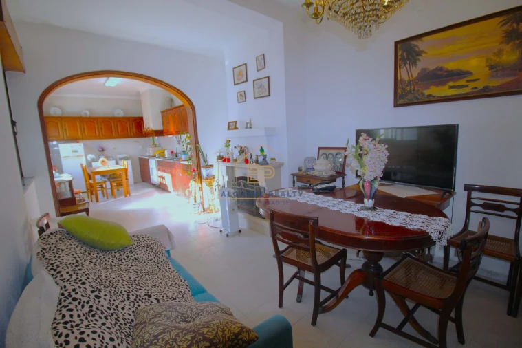 Negócio para Venda em Estômbar e Parchal Foto 18