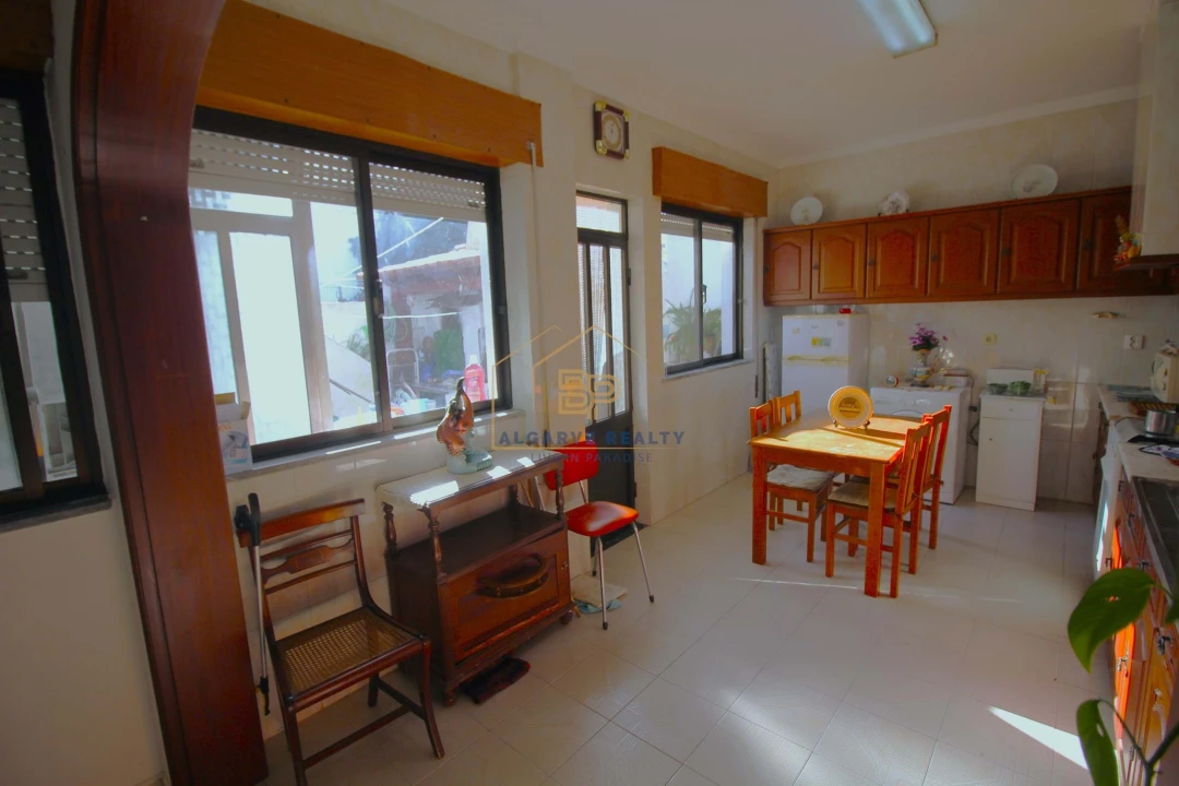 Negócio para Venda em Estômbar e Parchal Foto 21