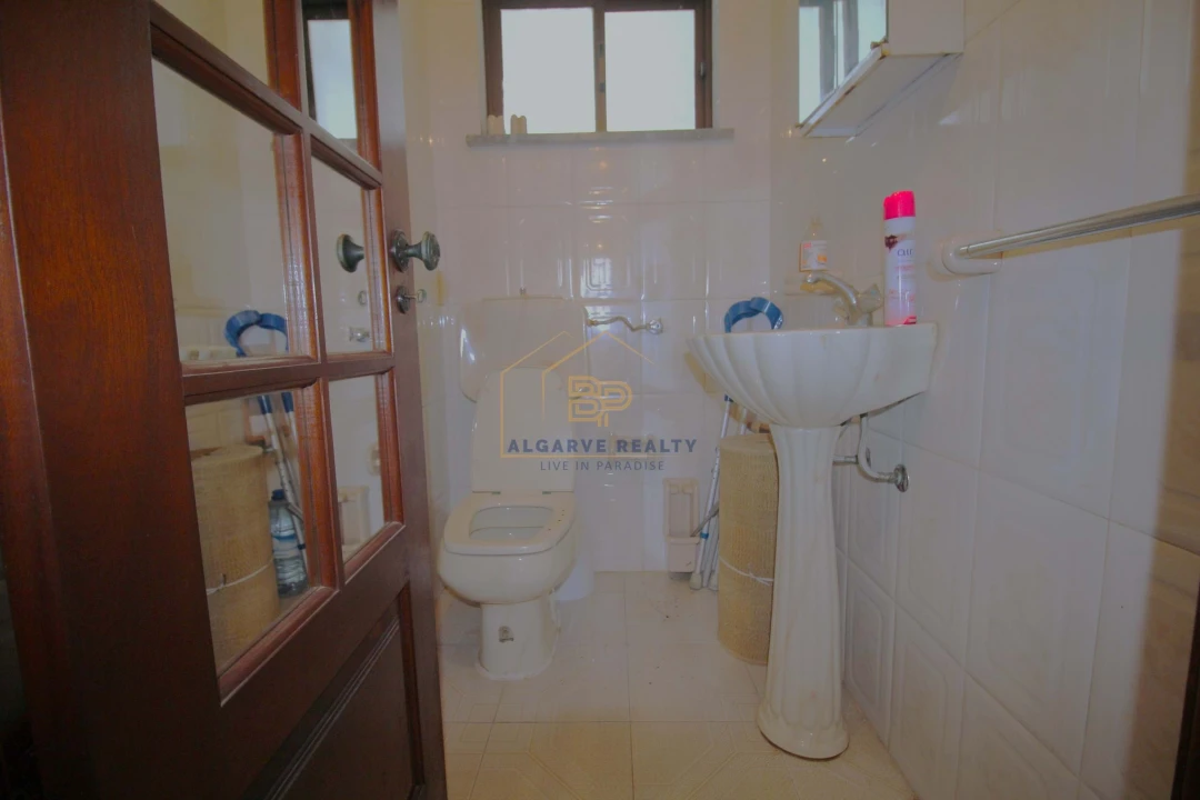 Negócio para Venda em Estômbar e Parchal Foto 11