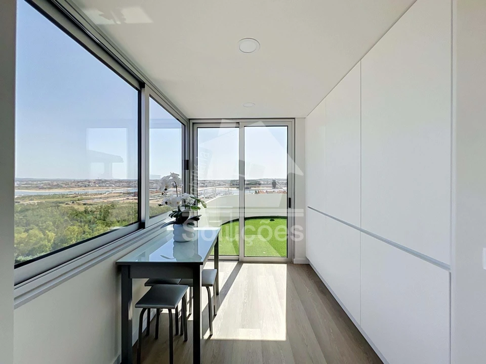 Apartamento T2 para Venda em Portimão Foto 4