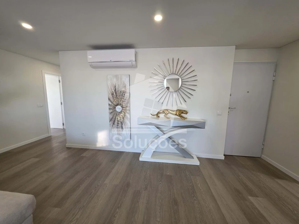 Apartamento T2 para Venda em Portimão Foto 8