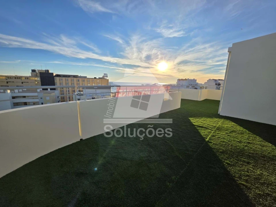 Apartamento T2 para Venda em Portimão Foto 42