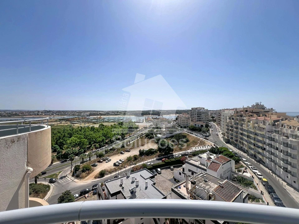 Apartamento T2 para Venda em Portimão Foto 12