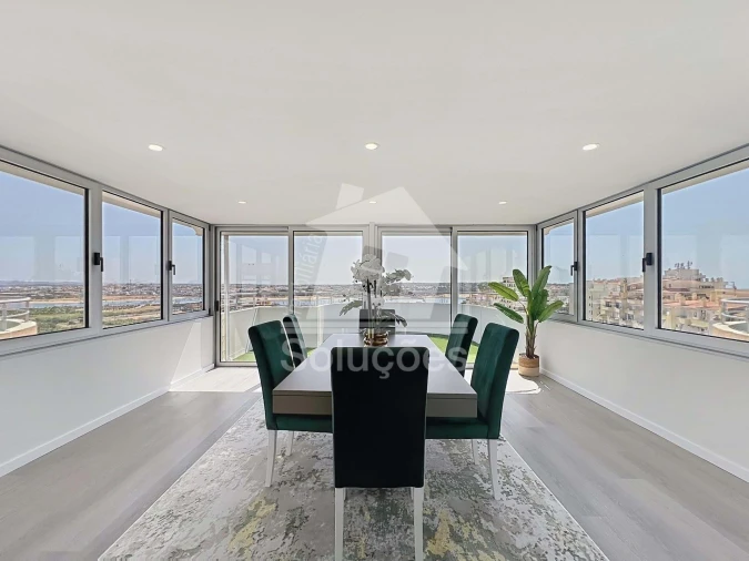 Apartamento T2 para Venda em Portimão Foto 5