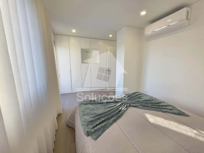 Apartamento T2 para Venda em Portimão Foto 31