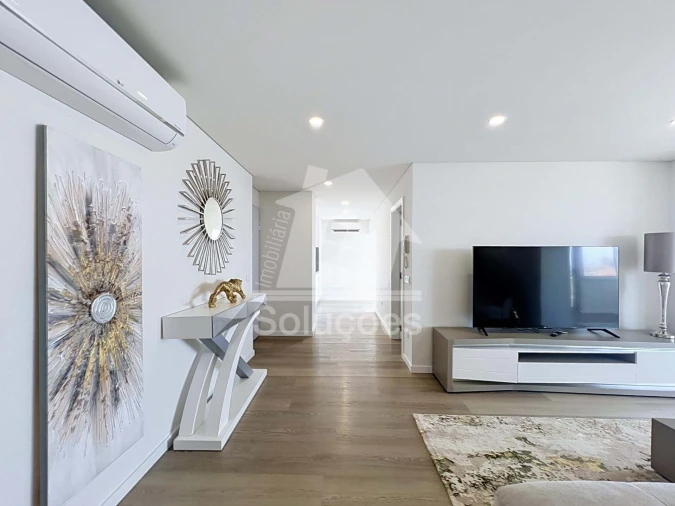 Apartamento T2 para Venda em Portimão Foto 2