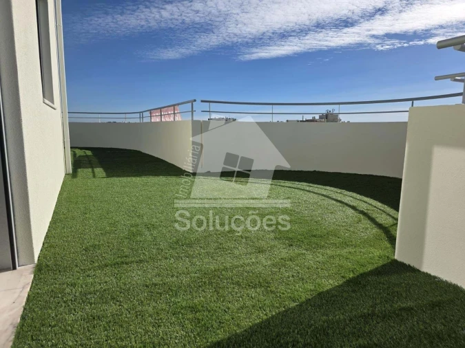Apartamento T2 para Venda em Portimão Foto 26