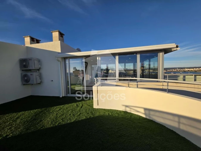 Apartamento T2 para Venda em Portimão Foto 41