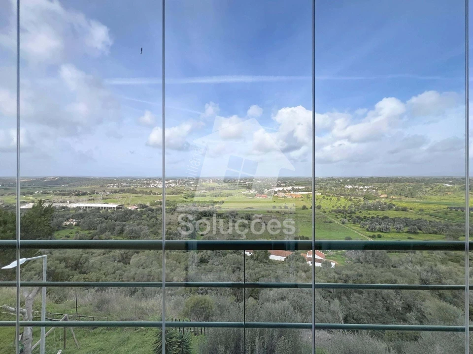 Apartamento T2 para Arrendamento em Lagos (São Sebastião e Santa Maria) Foto 11