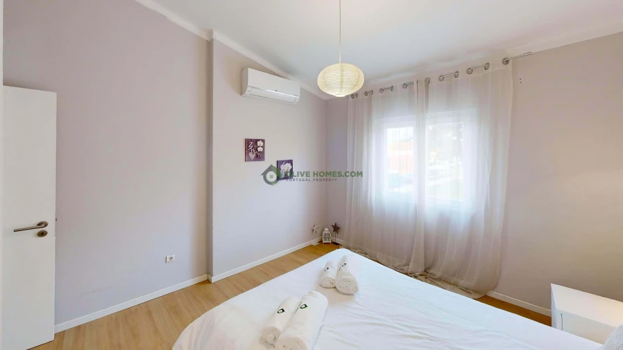 Moradia T3 para Venda em Quarteira Foto 16