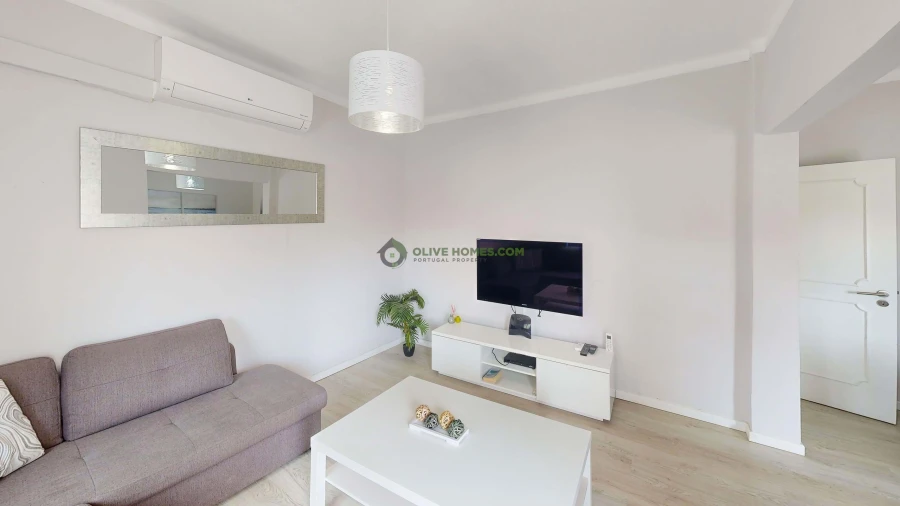 Moradia T3 para Venda em Quarteira Foto 10