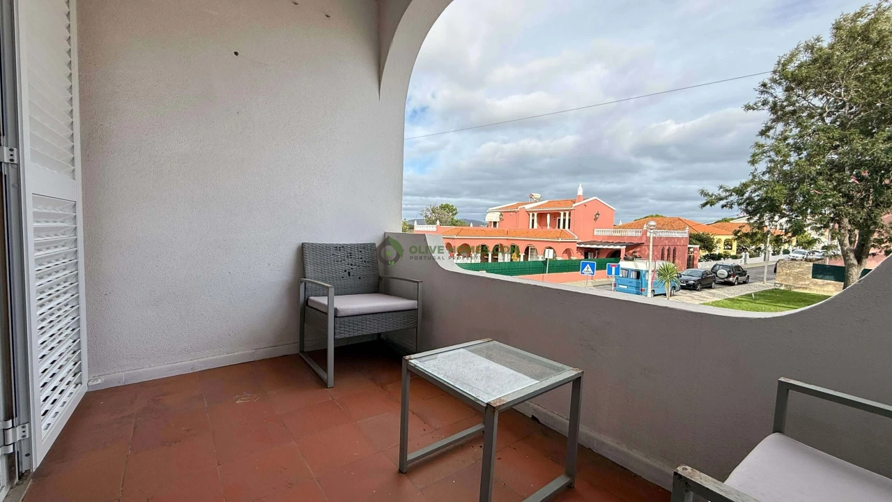 Moradia T3 para Venda em Quarteira Foto 5